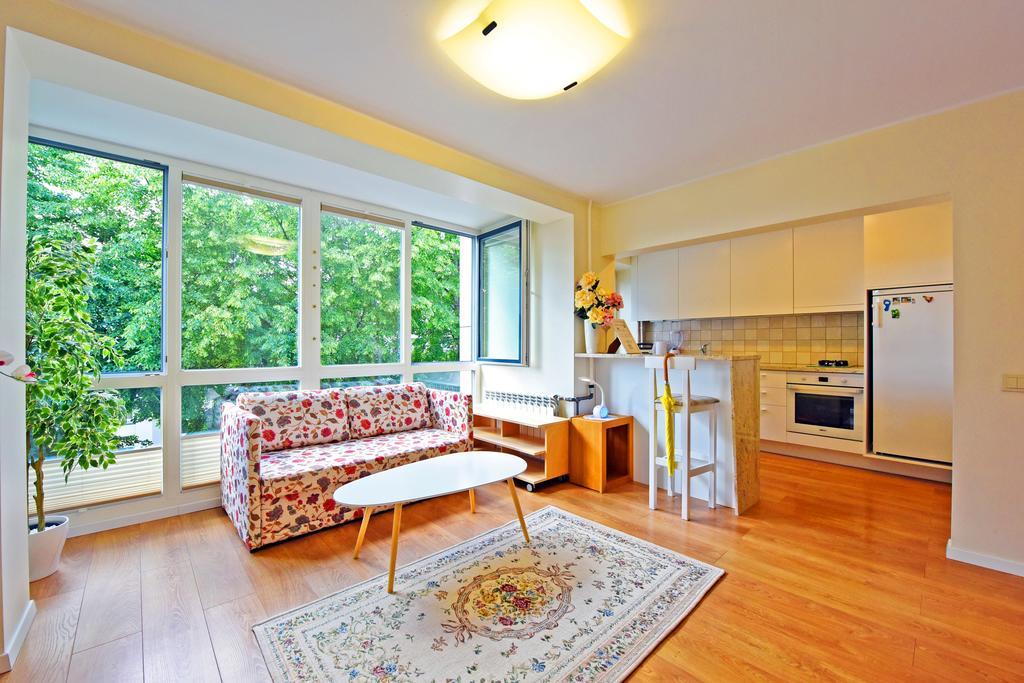 Stilingi Apartamentai Su Virtuve Traku Miesto Centre